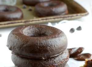 Donuts Paleo com Cobertura de Chocolate - Docinhos Paleo